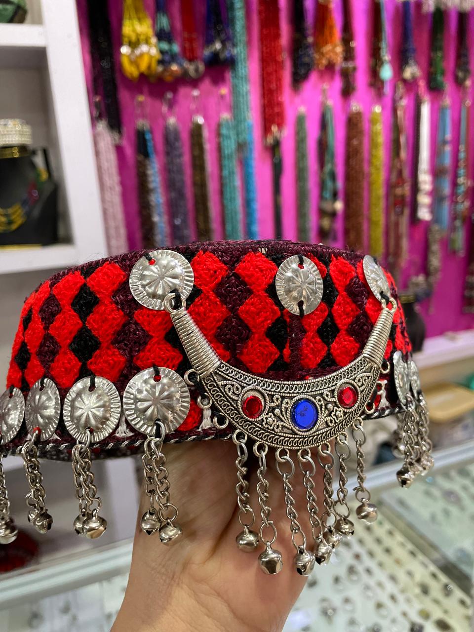 Traditional Gilgit Baltistan women’s wool cap, handcrafted cultural topi from northern Pakistan