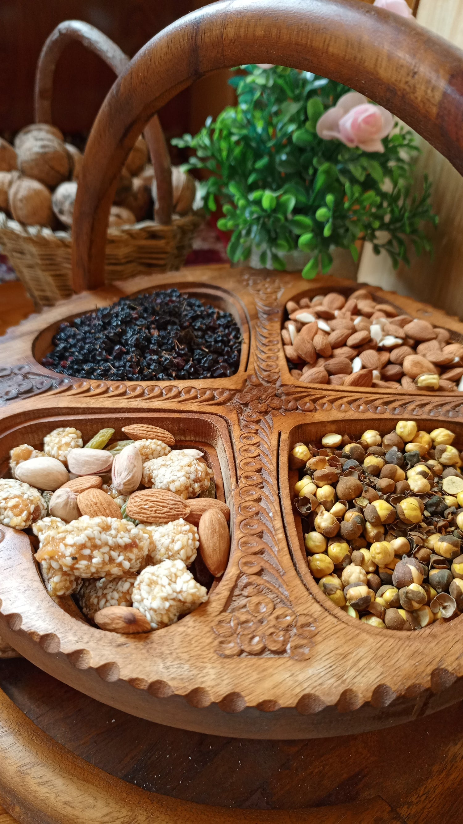 100% Organic Dry Fruits from Gilgit Baltistan | Fresh & Natural